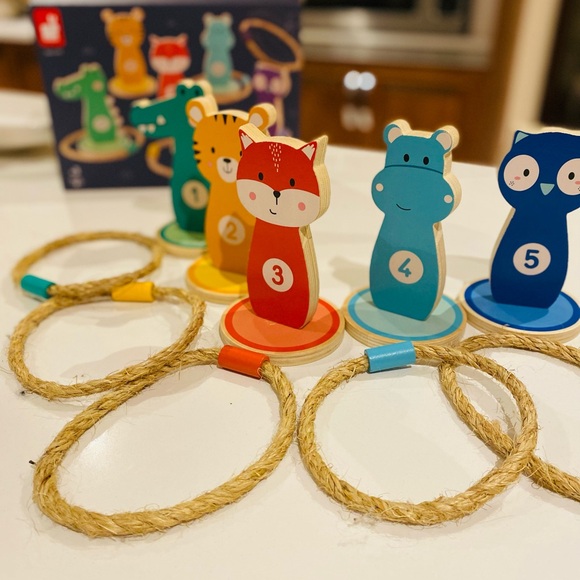 Janod Animal Ring Toss Game - Picture 2 of 2